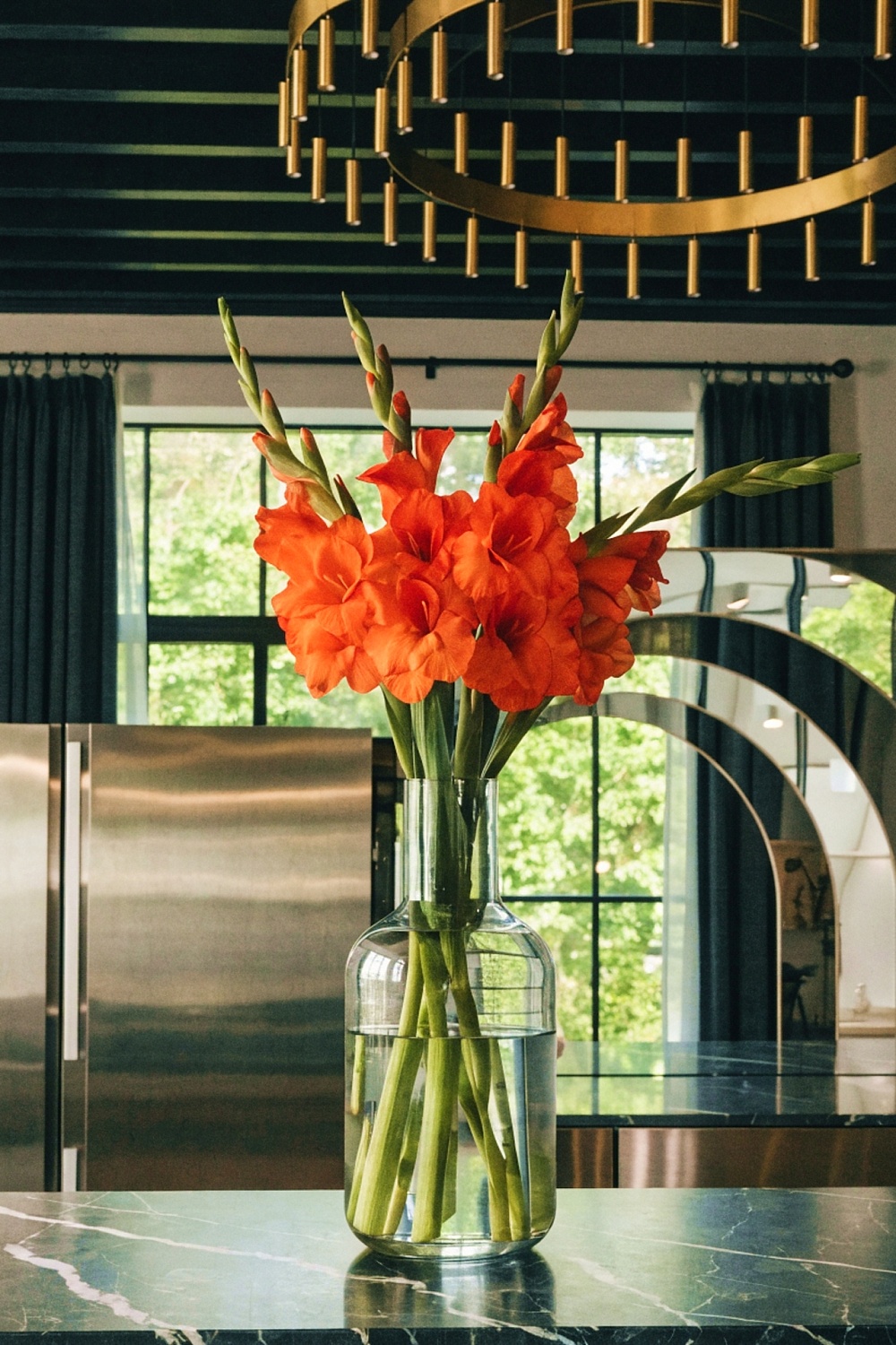 Российские гладиолусы поступили в продажу